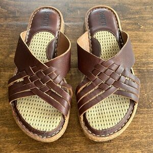 Born Women's Brown Basket Weave Leather Sandals Size 38 (7)